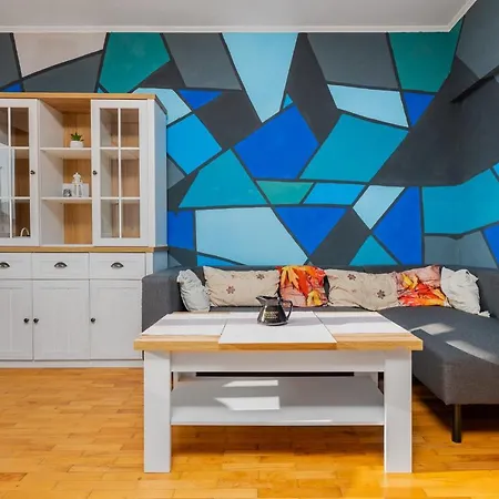 The Blue Art Spot In Prime Center By Flat Mаnager Sofía