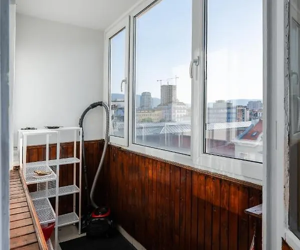 The Blue Art Spot In Prime Center By Flat Mаnager Sofia